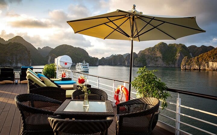 Stellar of The Seas Greatest Cruise in Halong Bay 2 Days 1 Night