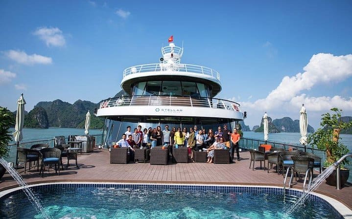 Luxury 5 Stars Cruise 3D-2N: Biking,BBQ Dinner,Golf Course,Cave,Meals,Kayak,Pool