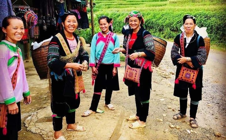 From Hanoi: 2-Days Sapa Trekking and Bus Tour from Hanoi
