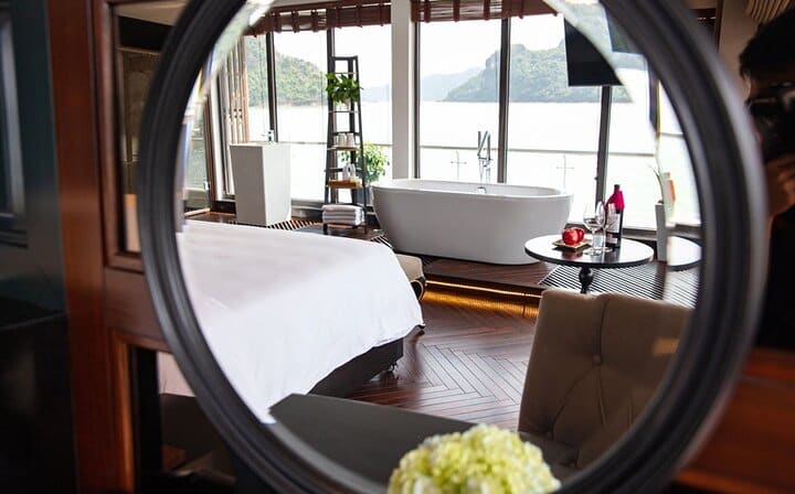 Stellar of The Seas Greatest Cruise in Halong Bay 2 Days 1 Night