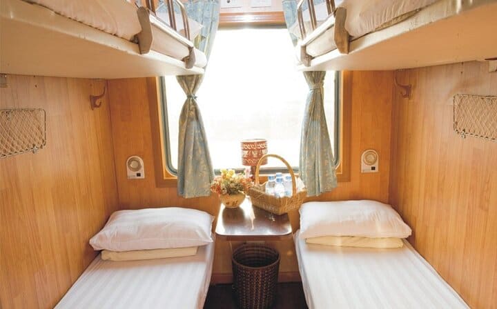 Overnight Train Experience from Hanoi to SAPA -1 Way Shared Cabin