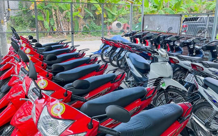 4 Days Tour from SAPA: 3 Days Motorbike Ha Giang Loop-Easy Rider
