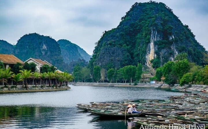 Small Group & Full Day Hoa Lu Tam Coc Mua Cave Tour( Full Inclusions )