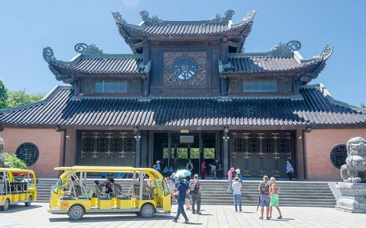 Full Day Tour From Hanoi: Bai Dinh Pagoda & Trang An Boating