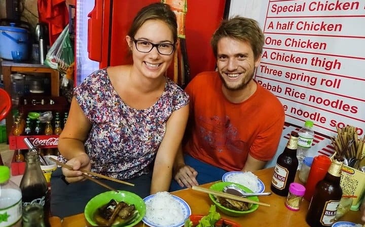 Food On Food Tour ( Special Local Hanoi Food)