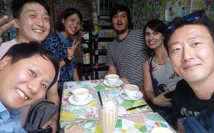 Hanoi Street Food Tour with Real Foodies & Local Guide (3 Hours)