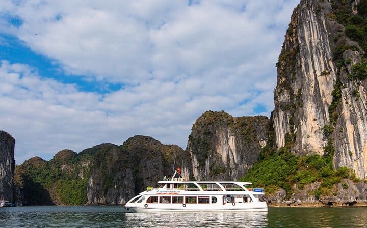 Alova Premium Cruise Explore Halong Bay from Harbor