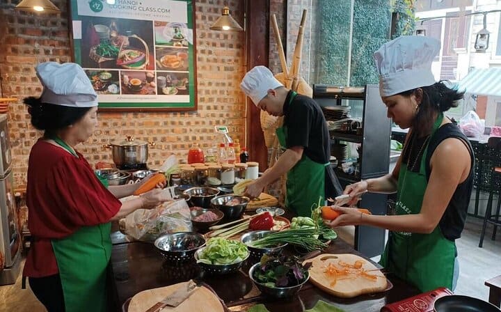 Hanoi Cooking Class: Local Market, Local Food & Local Restaurant.