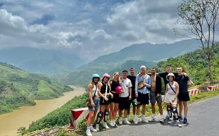 From Hanoi: 4 Nights 3 Days Ha Giang Loop Tour