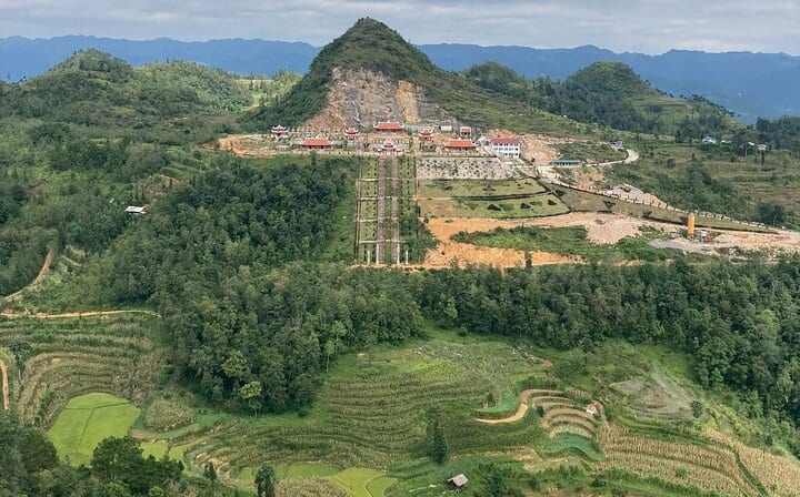 5-Day Private Tour of Ha Giang and Hoang Su Phi from Hanoi By CAR