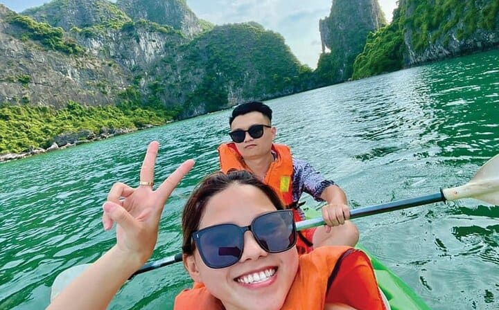 Alisa Premier Cruise Halong Bay 5 Star Cruise 3 Days 2 Nights