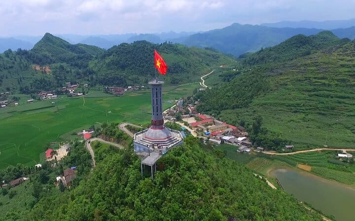 Ha Giang Loop - 2 Day Private Car Tour Through Mountains