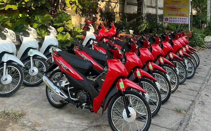 From Hanoi: 4-Day Motorbike Ha Giang Loop by sleeper bus 2 ways