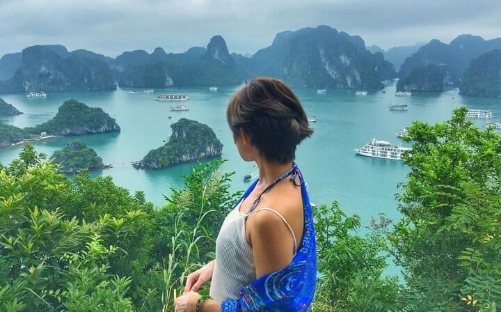 Cozy Bay Premium Cruise 6 Hours Explore Halong Bay FROM Harbor
