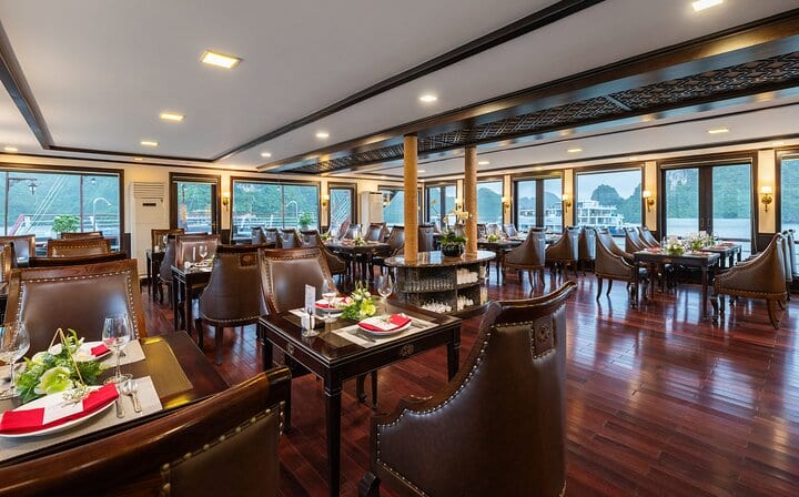 Amanda Cruise Luxury Halong Bay and Lan Ha Bay 2 Days Tour
