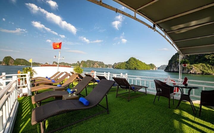 2 Days 1 Night Halong Bay Classic Cruise for Budget Travelers