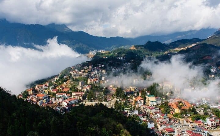 Sapa Amazing Trekking 2 Days 3 Nights from Hanoi by Train