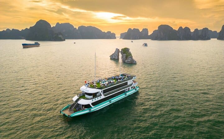 AMETHYST DAY CRUISE - Most Luxury Day Tour from TUAN CHAU HARBOR