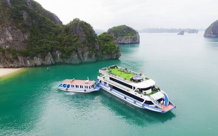 La Casta Cruise - LUXURY 5 STAR CRUISE - 1 Day Halong Bay Tour