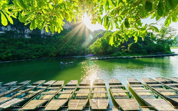 Ninh Binh Full Day Tour Hoa Lu Trang An and Mua Cave from HANOI