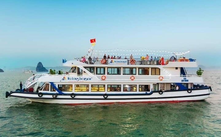 Full Day Tour with 6 Hours Cruise on Halong Bay Heritage Site