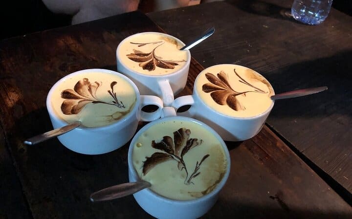 AUTHENTIC Hanoi Walking Street Food - PRIVATE TOUR