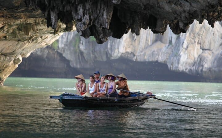 Halong Luxury Day Tour Start from Halong Bay with Meal,Cave,Beach