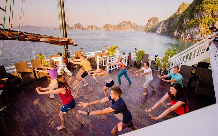 2 Days Package Explore Halong Bay with Victory Star Cruise