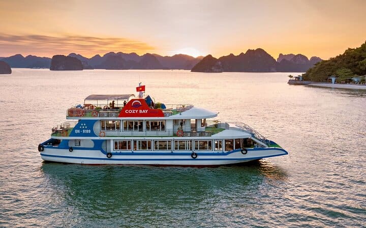 Halong Bay Full-Day Trip Expressway Transfer & Full Activities