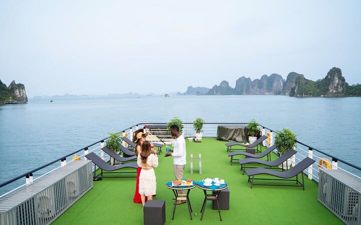 Halong Luxury Day Tour Start from Halong Bay with Meal,Cave,Beach