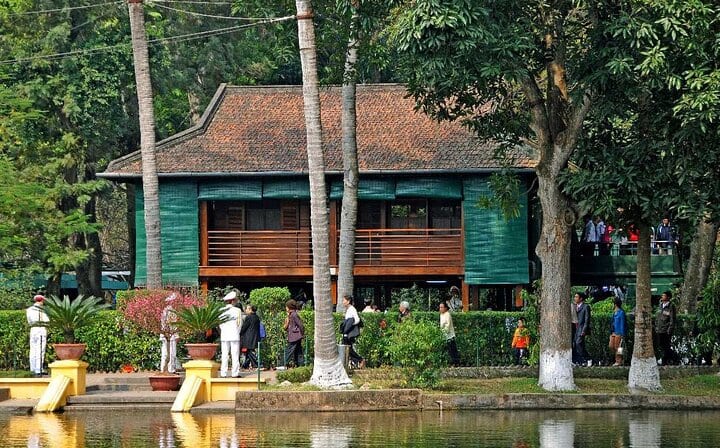 PRIVATE HANOI CITY TOUR with Transfer, Experienced Guide & Lunch