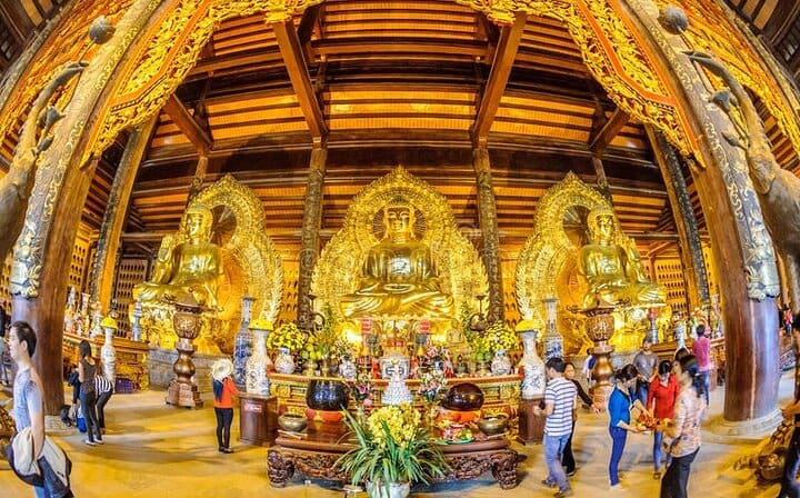 1 Day Luxury Tour to Ninh Binh: Bai Dinh and Trang An with Lunch