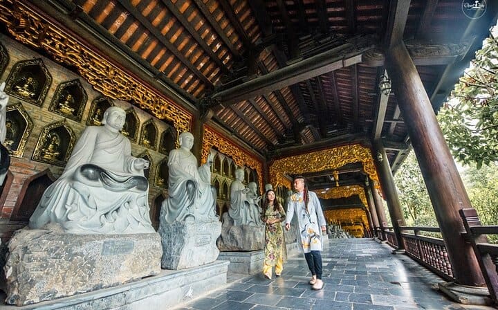 Luxury Bai Dinh Pagoda ,Trang An Boat Trip & Mua Cave 1 Day Trip