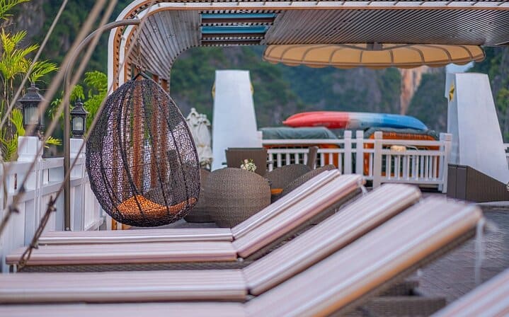 Arcady Boutique Cruise - Luxury 5 Star Halong Overnight Cruise