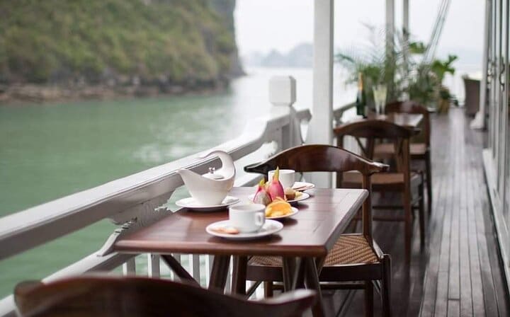 Hera Boutique Cruise Halong Bay Luxury Cruise 2 Days 1 night