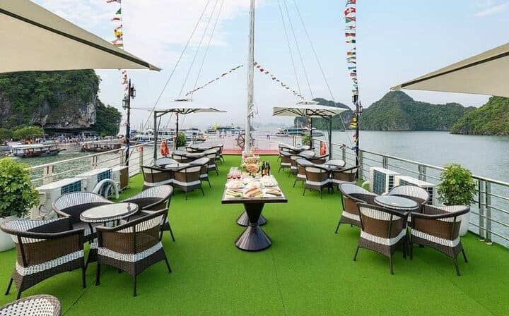 Arcady Cruise Luxury 1 Day Tour From Tuan Chau Harbor/Pick Up