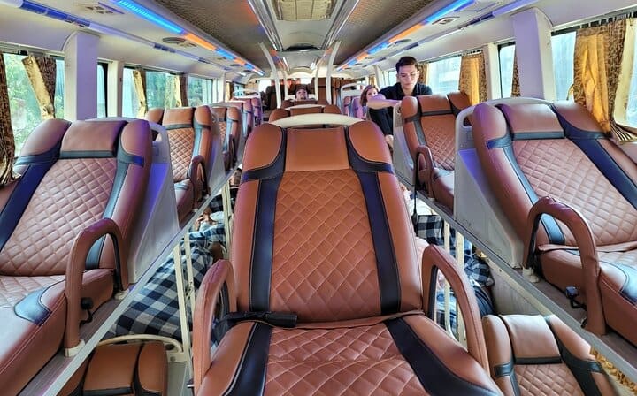 Comfortable Sleeper Bus from Hanoi to Sapa or from Sapa to Hanoi