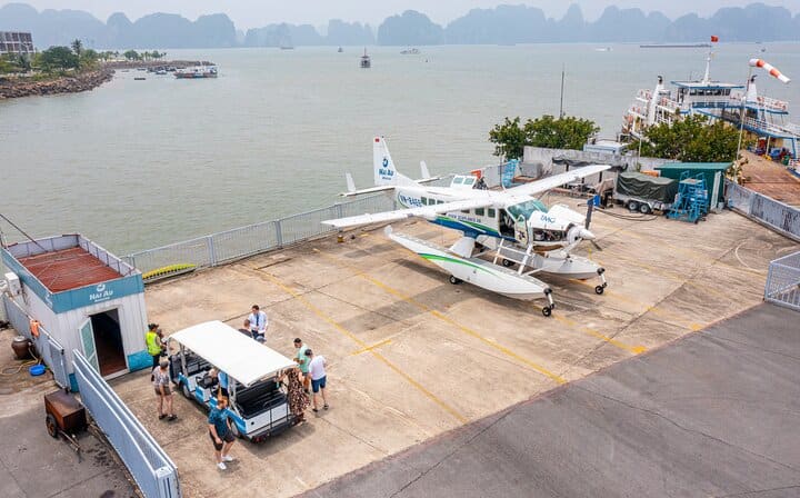 Halong Bay Seaplane - Scenic Flight to Visit Halong Bay from Sky
