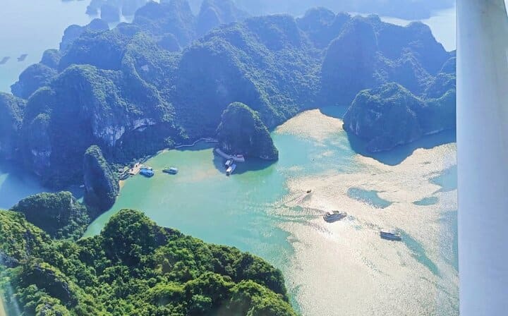 Halong Bay Seaplane - Scenic Flight to Visit Halong Bay from Sky