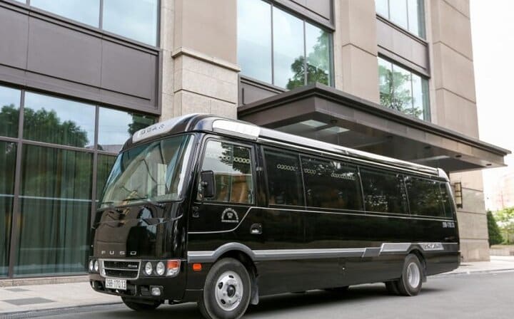 Private Transfer On Expressway & Join Deluxe Cruise in Halong Bay