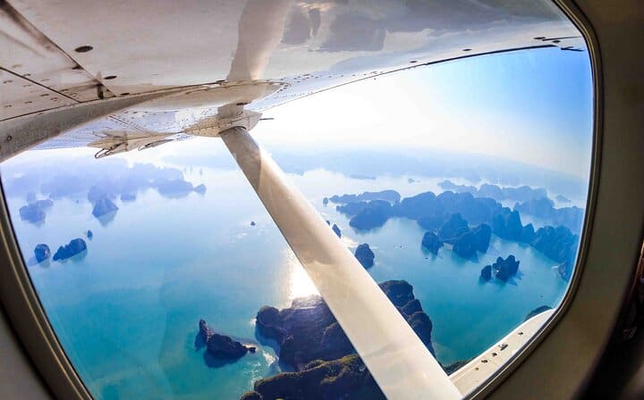 Halong Bay Seaplane - Scenic Flight to Visit Halong Bay from Sky