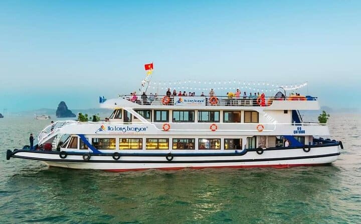 Best Seller Halong Bay Day Tour: Cruise, Lunch, Island and Cave