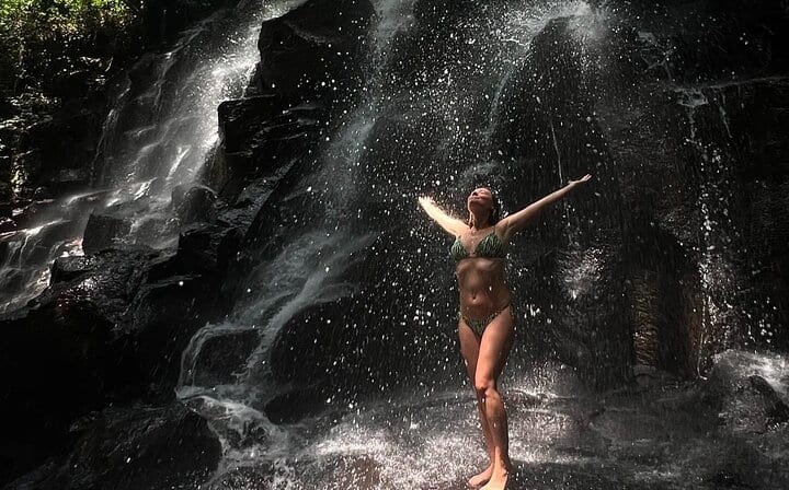 Kanto Lampo Waterfall