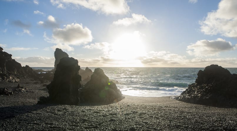 Lava formations at Djúpalónssandur beach