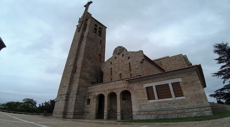 Guimaraes_Santuário_da_Pena