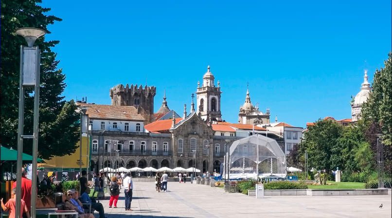 Braga_Praça_da_Républica_Arcada_da_Lapa