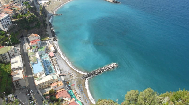 <p>En direction de SORRENTO en car</p>