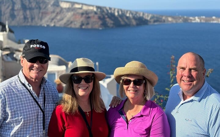 Having good time in Oia