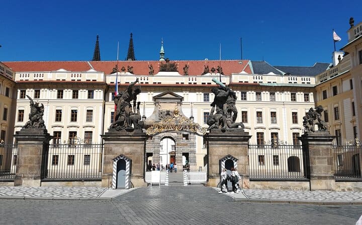 Puerta de los Gigantes