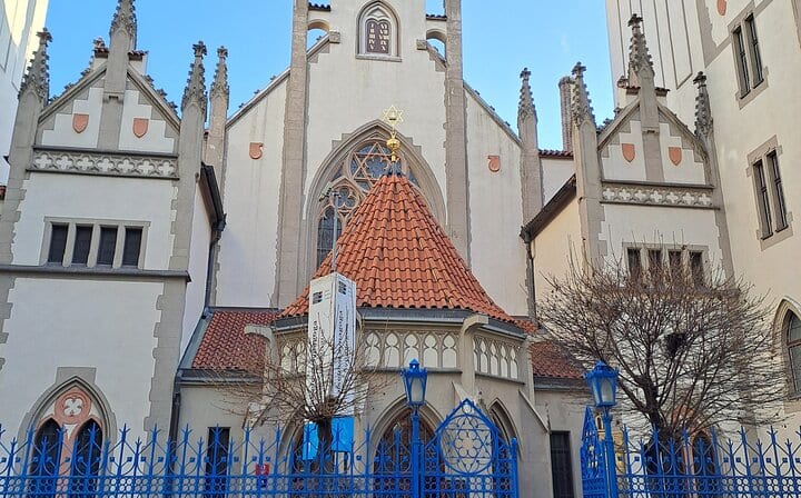 Sinagoga Maisel en estilo gótico.